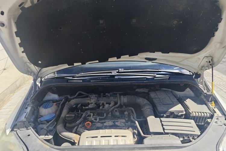 Used Volkswagen Golf 2011 1.4TSI Cross Golf Engine Bay