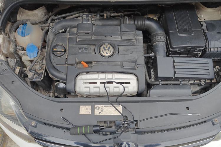 Used Volkswagen Golf 2011 1.4TSI Cross Golf Engine Bay