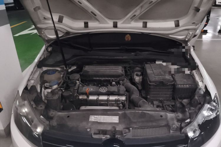 Used Volkswagen Golf 2011 1.6L Automatic Comfort Model Engine Bay