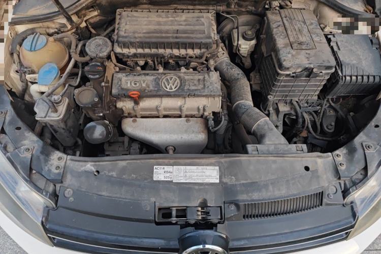 Used Volkswagen Golf 2011 1.6 Manual Fashion Edition Engine Bay