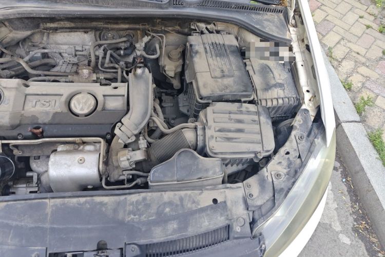 Used Volkswagen Golf 2011 1.4 TSI Automatic Comfort Model Engine Bay Left