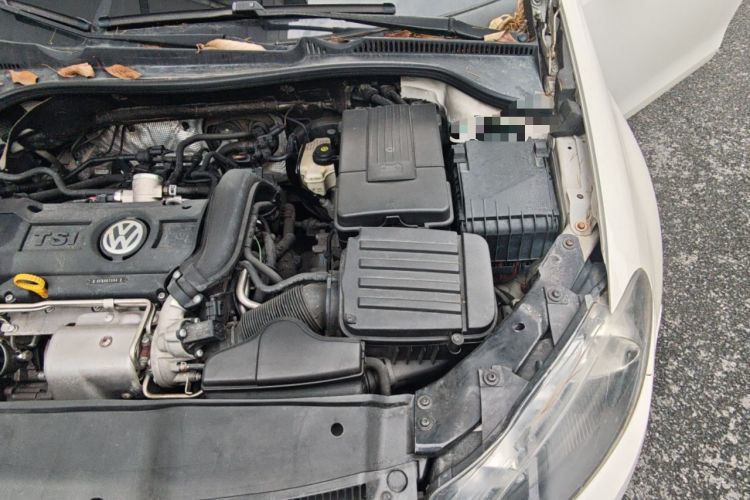 Used Volkswagen Golf 2011 1.4 TSI Automatic Comfort Model Engine Bay Left