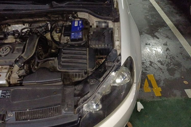 Used Volkswagen Golf 2011 1.4 TSI Automatic Luxury Edition Engine Bay Left