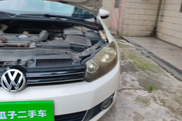 Used Volkswagen Golf 2011 1.4 TSI Automatic Comfort Model Engine Bay Left