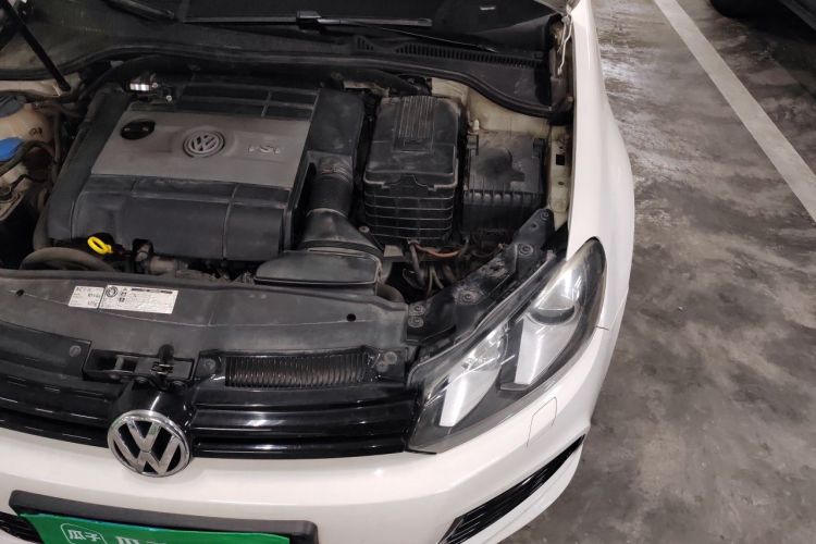 Used Volkswagen Golf 2011 2.0 TSI R Engine Bay Left