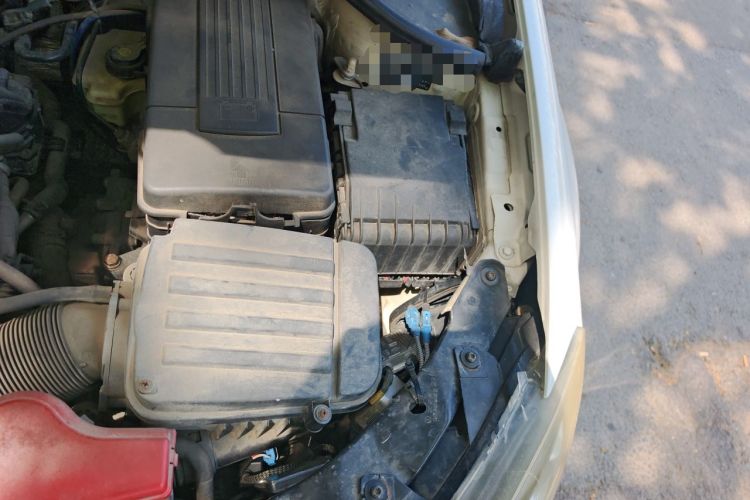 Used Volkswagen Golf 2011 1.4 TSI Automatic Comfort Model Engine Bay Left