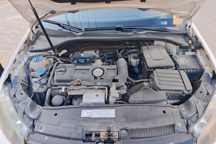 Used Volkswagen Golf 2011 1.4 TSI Automatic Luxury Edition Engine Bay