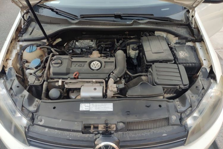 Used Volkswagen Golf 2011 1.4 TSI Automatic Luxury Edition Engine Bay