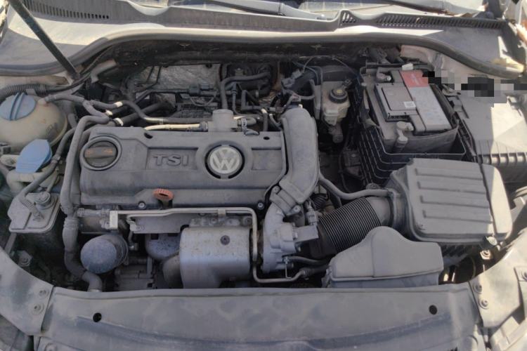 Used Volkswagen Golf 2011 1.4 TSI Automatic Comfort Model Engine Bay