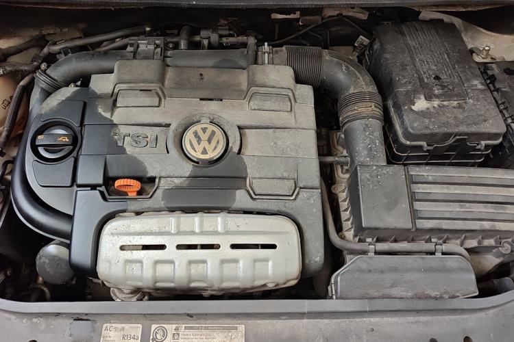 Used Volkswagen Golf 2011 1.4TSI Cross Golf Engine Bay