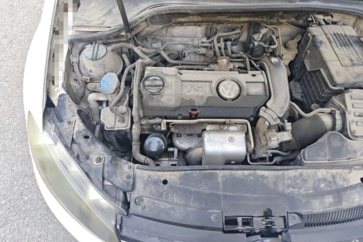 Used Volkswagen Golf 2011 1.4 TSI Automatic Comfort Model Engine Bay Right