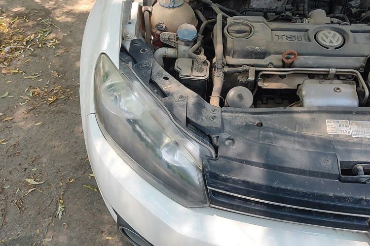 Used Volkswagen Golf 2011 1.4 TSI Automatic Comfort Model Engine Bay Right