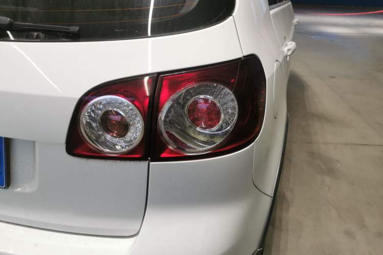 Used Volkswagen Golf 2011 1.4TSI Cross Golf Exterior 6