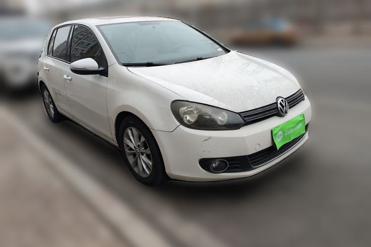 Used Volkswagen Golf 2011 1.4 TSI Automatic Comfort Model Front Right 45 Deg