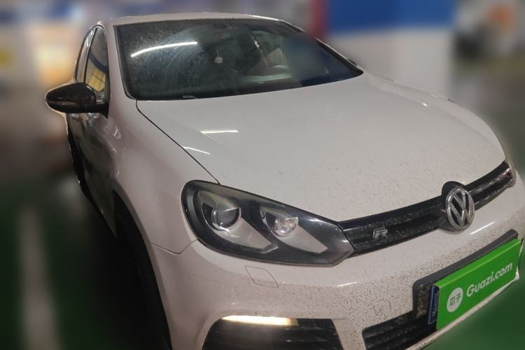 Used Volkswagen Golf 2011 2.0 TSI R Front Right 45 Deg