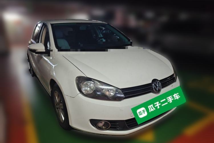 Used Volkswagen Golf 2011 1.6 Manual Fashion Edition Front Right 45 Deg