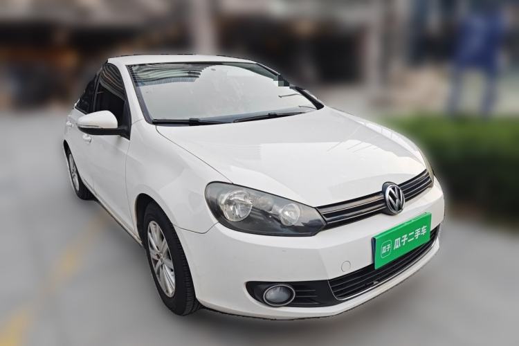 Used Volkswagen Golf 2011 1.6 Manual Fashion Edition Front Right 45 Deg
