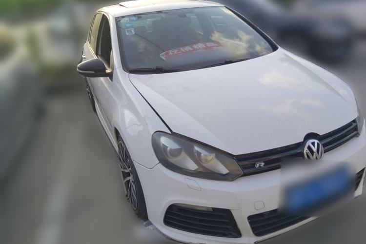 Used Volkswagen Golf 2011 2.0 TSI R Front Right 45 Deg