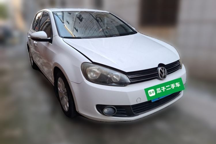 Used Volkswagen Golf 2011 1.4 TSI Automatic Comfort Model Front Right 45 Deg