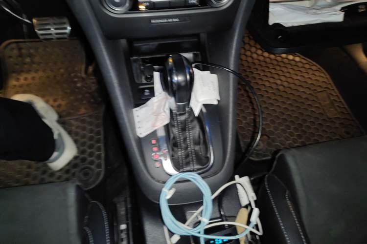Used Volkswagen Golf 2011 2.0 TSI R Gear Lever