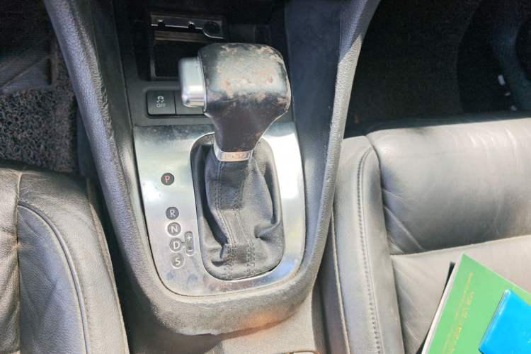 Used Volkswagen Golf 2011 1.4 TSI Automatic Comfort Model Gear Lever
