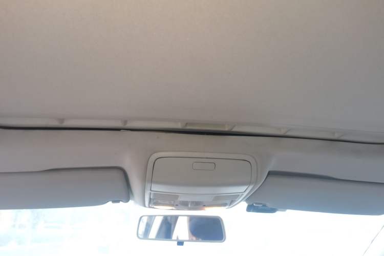 Used Volkswagen Golf 2011 1.4 TSI Automatic Comfort Model Headliner