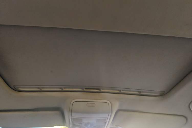 Used Volkswagen Golf 2011 1.4 TSI Automatic Comfort Model Headliner