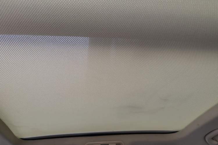Used Volkswagen Golf  Headliner