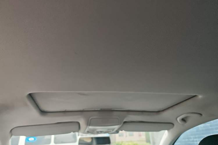 Used Volkswagen Golf 2011 1.4 TSI Automatic Comfort Model Headliner