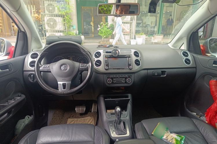 Used Volkswagen Golf 2011 1.4TSI Cross Golf Headliner
