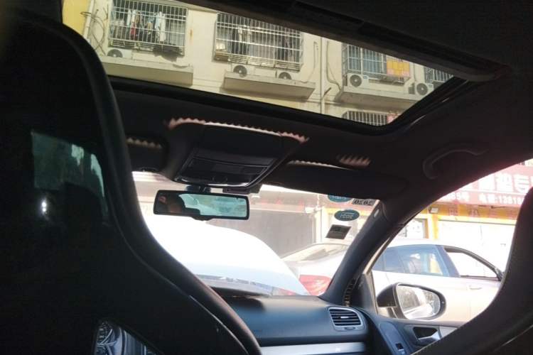 Used Volkswagen Golf 2011 2.0 TSI R Headliner
