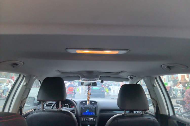 Used Volkswagen Golf 2011 1.4 TSI Automatic Comfort Model Headliner