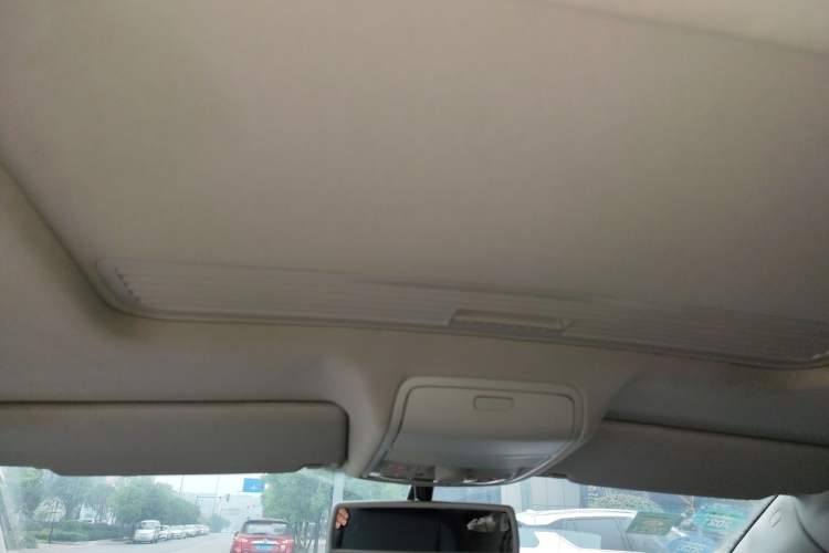 Used Volkswagen Golf 2011 1.4TSI Cross Golf Headliner