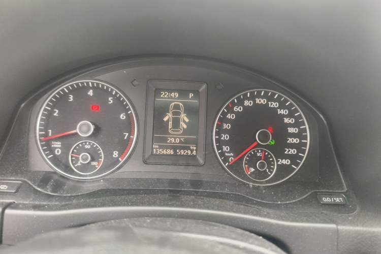 Used Volkswagen Golf 2011 1.4TSI Cross Golf Instrument Cluster