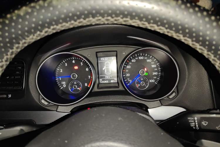Used Volkswagen Golf 2011 2.0 TSI R Instrument Cluster