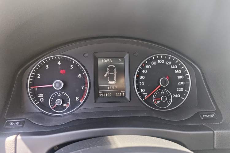 Used Volkswagen Golf 2011 1.4TSI Cross Golf Instrument Cluster