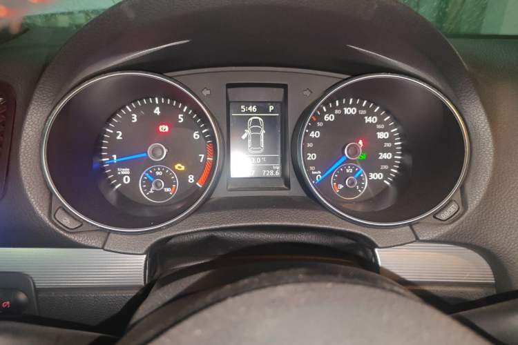 Used Volkswagen Golf 2011 2.0 TSI R Instrument Cluster
