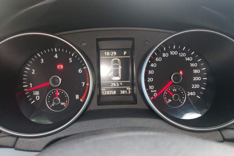 Used Volkswagen Golf 2011 1.4 TSI Luxury Touring Edition Instrument Cluster