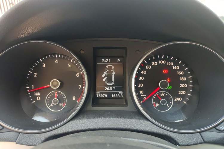 Used Volkswagen Golf 2011 1.4 TSI Automatic Luxury Edition Instrument Cluster