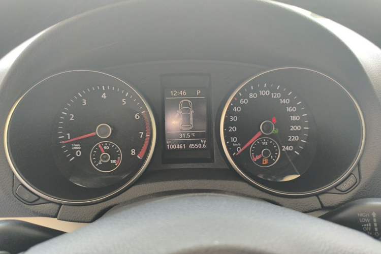 Used Volkswagen Golf 2011 1.4 TSI Luxury Touring Edition Instrument Cluster