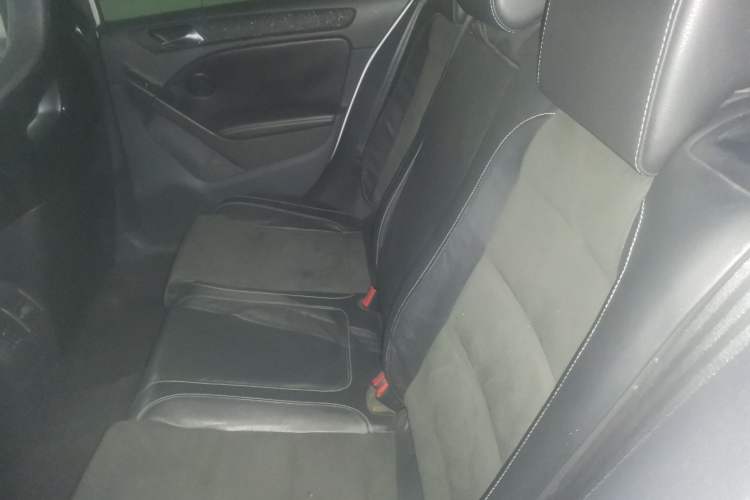 Used Volkswagen Golf 2011 2.0 TSI R Interior 1