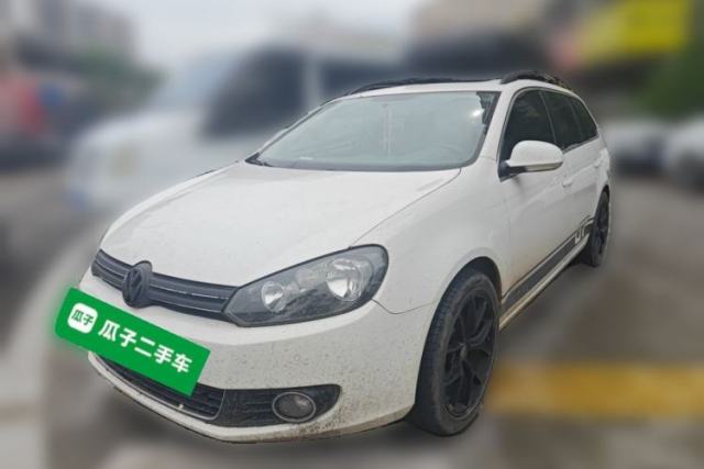 Ojetý Volkswagen Golf 2011 1.4 TSI Comfort Travel Edition