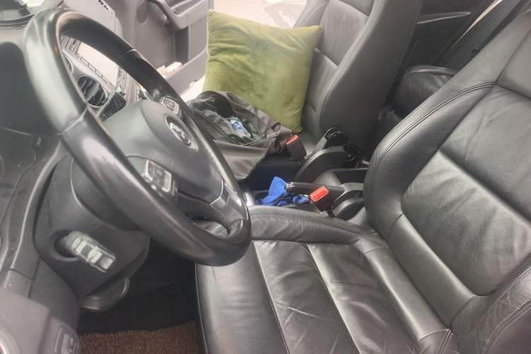 Used Volkswagen Golf 2011 1.4TSI Cross Golf Left Front Seat