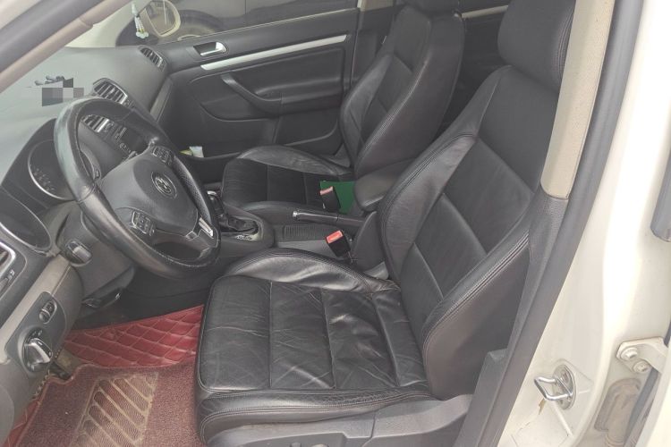 Used Volkswagen Golf 2011 1.4 TSI Luxury Touring Edition Left Front Seat