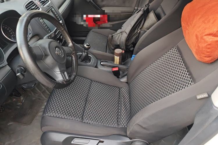 Used Volkswagen Golf 2011 1.6 Manual Fashion Edition Left Front Seat