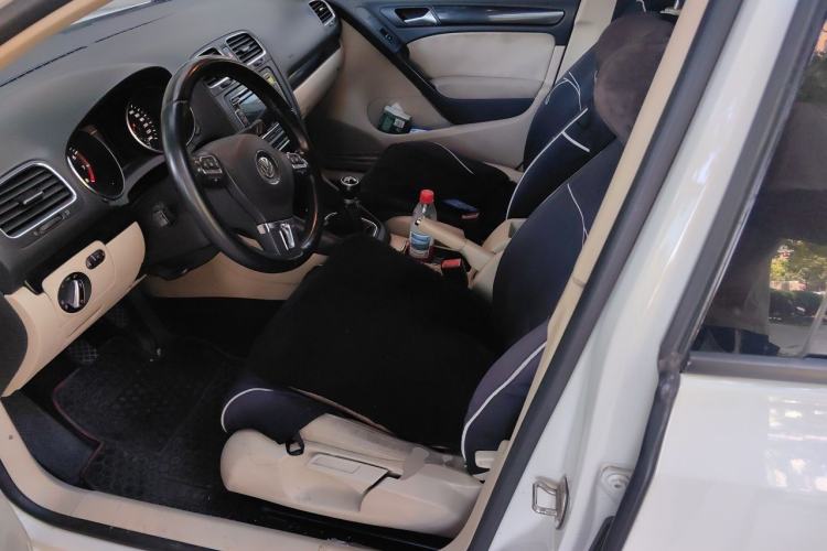 Used Volkswagen Golf 2011 1.4 TSI Manual Comfort Edition Left Front Seat