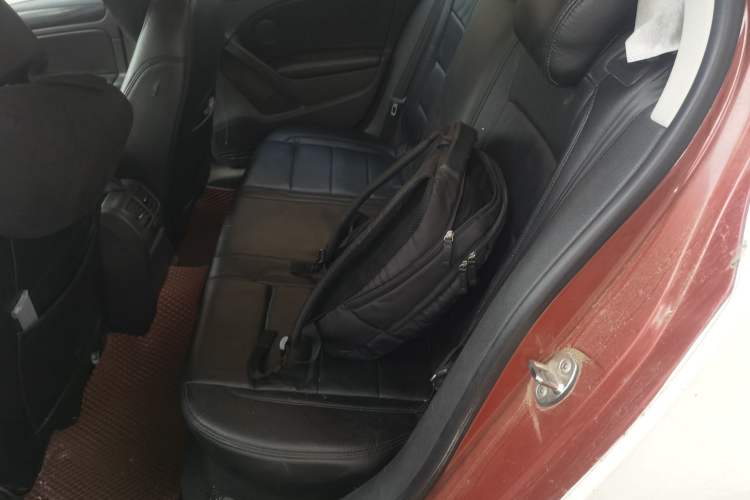 Used Volkswagen Golf 2011 1.4 TSI Automatic Comfort Model Left Rear Seat