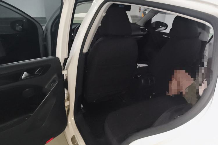 Used Volkswagen Golf 2011 1.6L Automatic Comfort Model Left Rear Seat