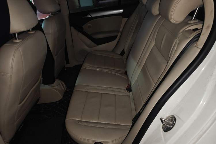 Used Volkswagen Golf 2011 1.6 Manual Fashion Edition Left Rear Seat