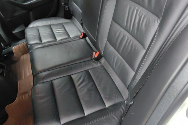 Used Volkswagen Golf 2011 1.4 TSI Comfort Travel Edition Left Rear Seat